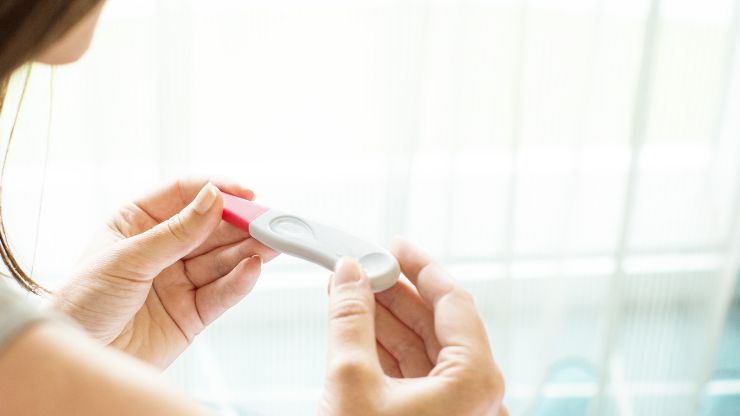 妊娠検査薬は陰性なのに生理が来ない…不安なときに考えられる原因